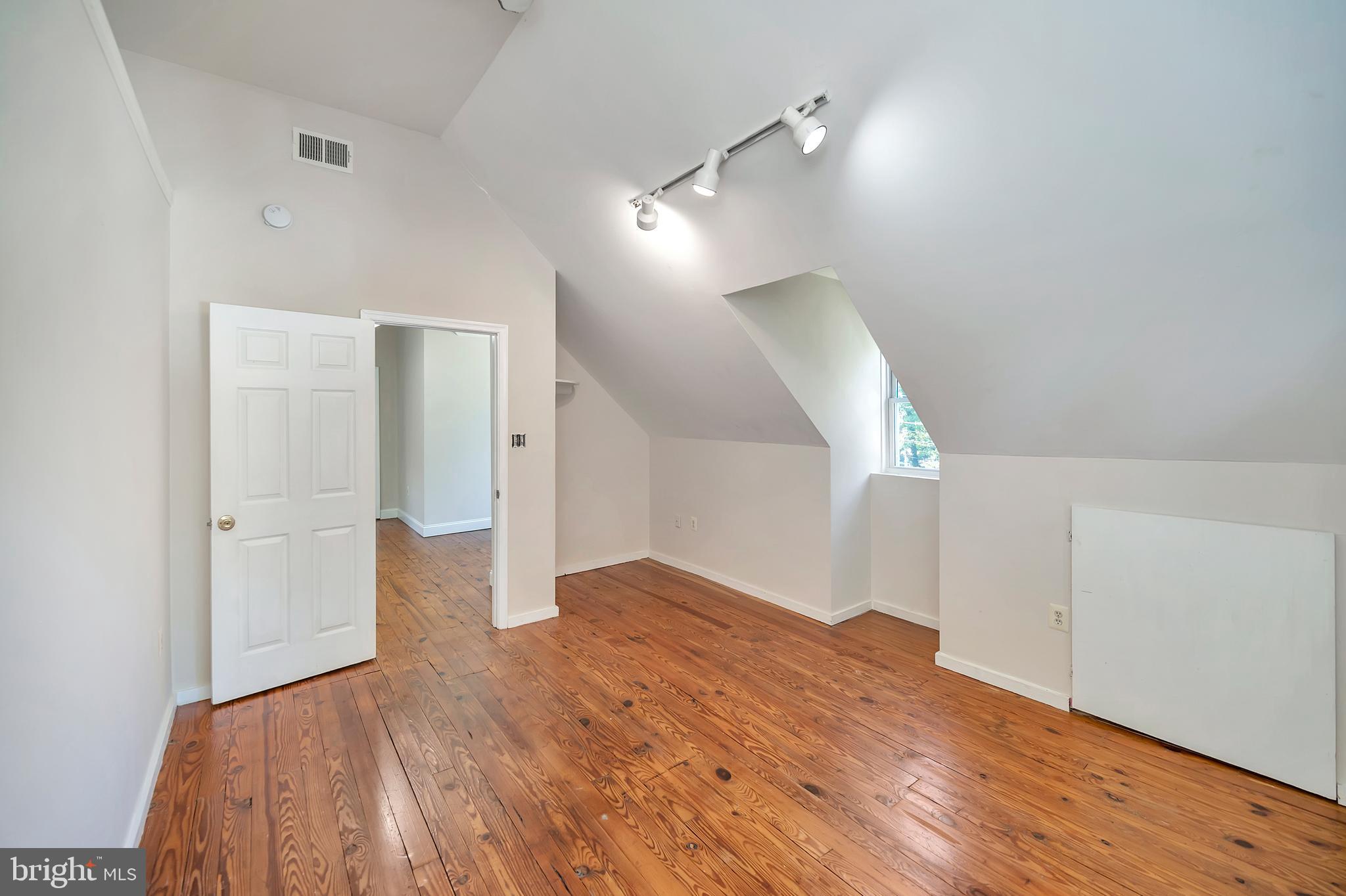 18309 Sharon Road Triangle, VA 22172 - Photo 34 of 48 Gallery Image 34