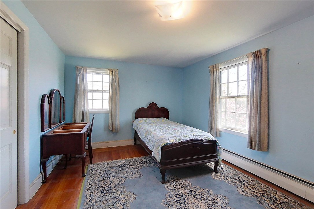 17 McCormick Road Newport, RI 02840 - Photo 26 of 30 North east bedroom