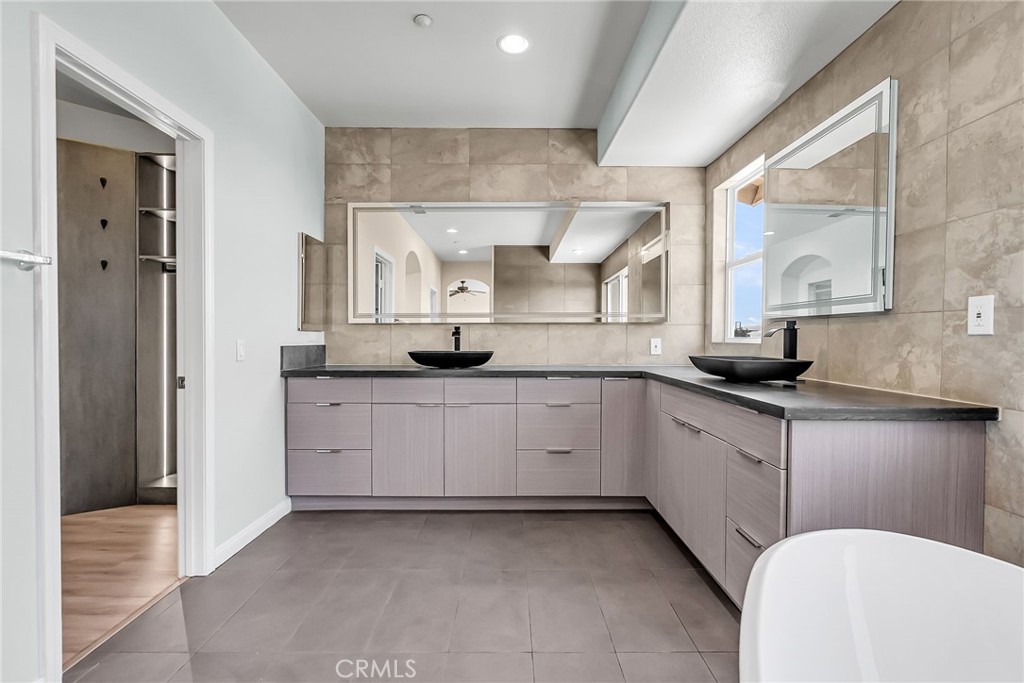 7535 Misty View Place Riverside, CA 92506 - Photo 22 of 75 Master Bath-Two closets, seperate shower and soaking tub