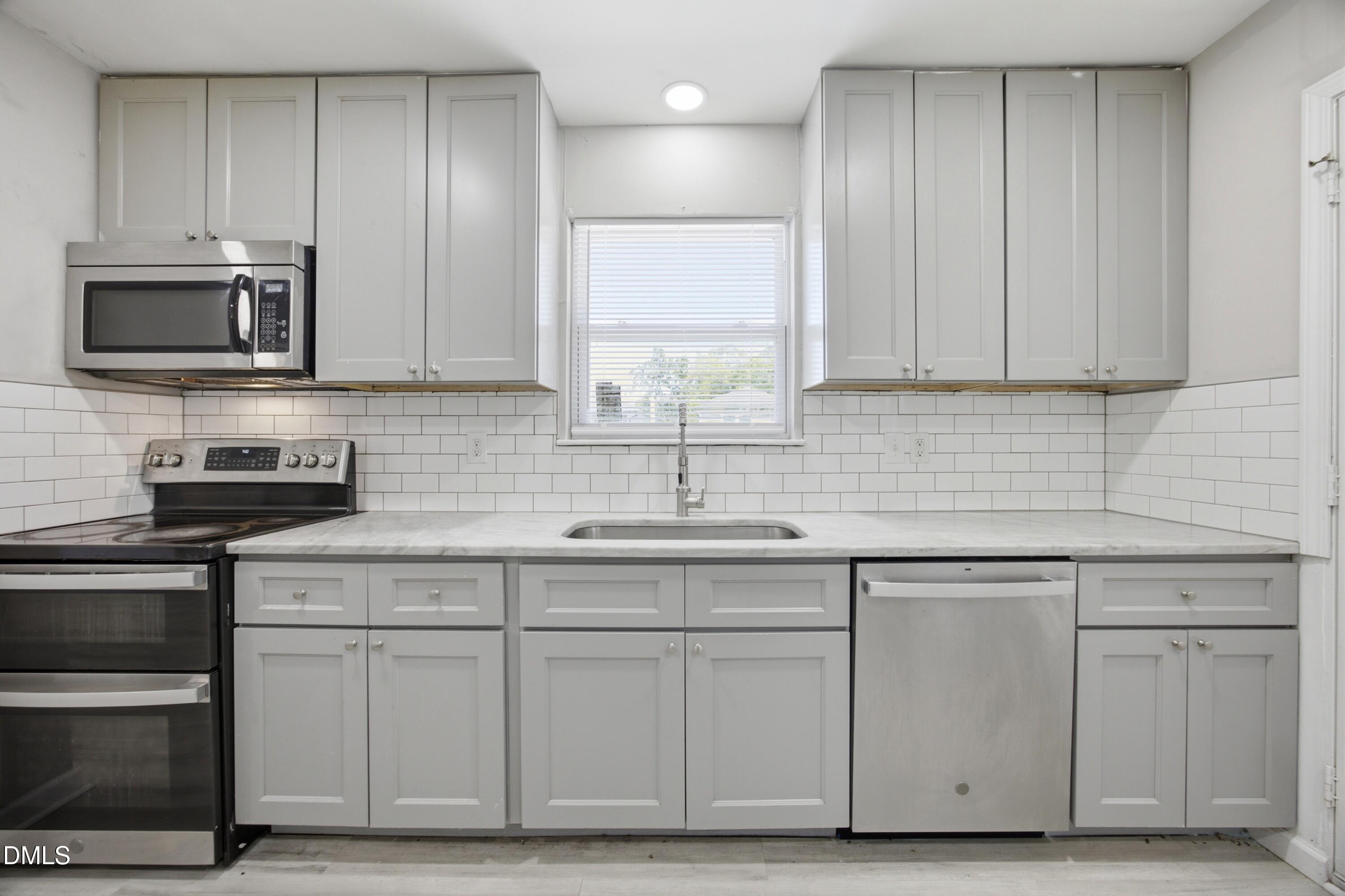1007 Grant Street Durham, NC 27701 - Photo 28 of 45