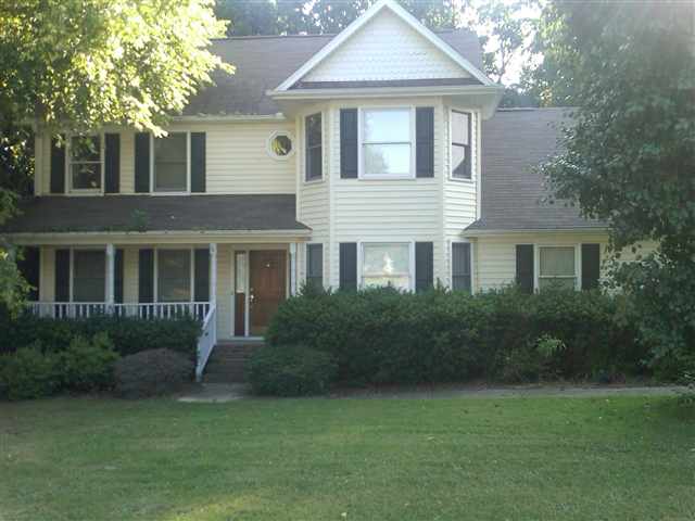 214 Cross Field Road Greenville, SC 29607 - Photo 1 of 8 Gallery Image 1