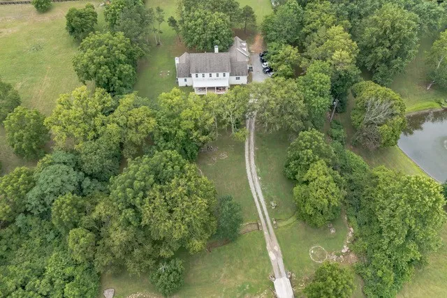 $15,000 | 815 Sneed Road West, Franklin, TN 37069