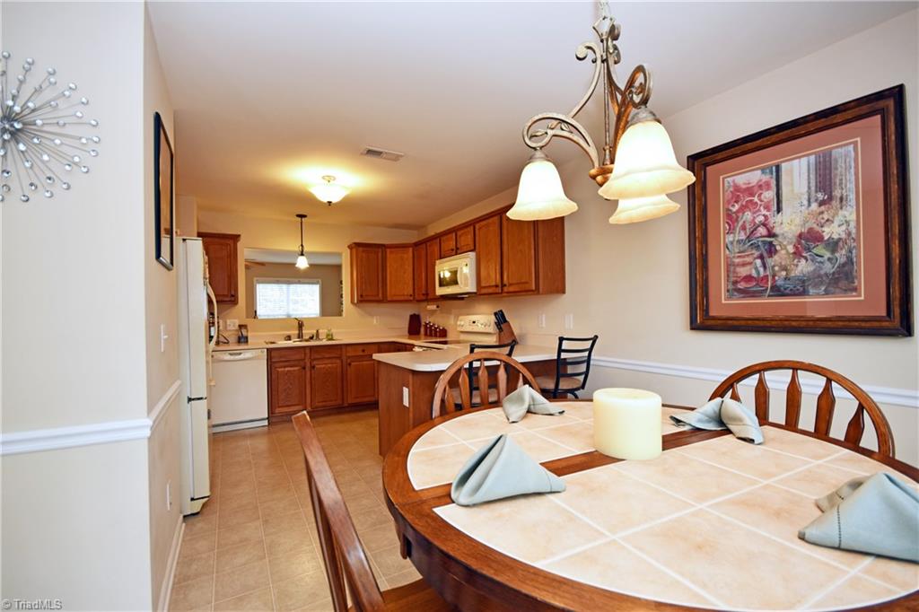 4595 Silo Ridge Clemmons, NC 27012 - Photo 9 of 29 Gallery Image 9