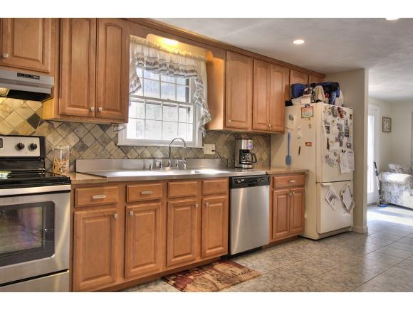 3 Hemlock Street Windham, NH 03087 - Photo 10 of 28