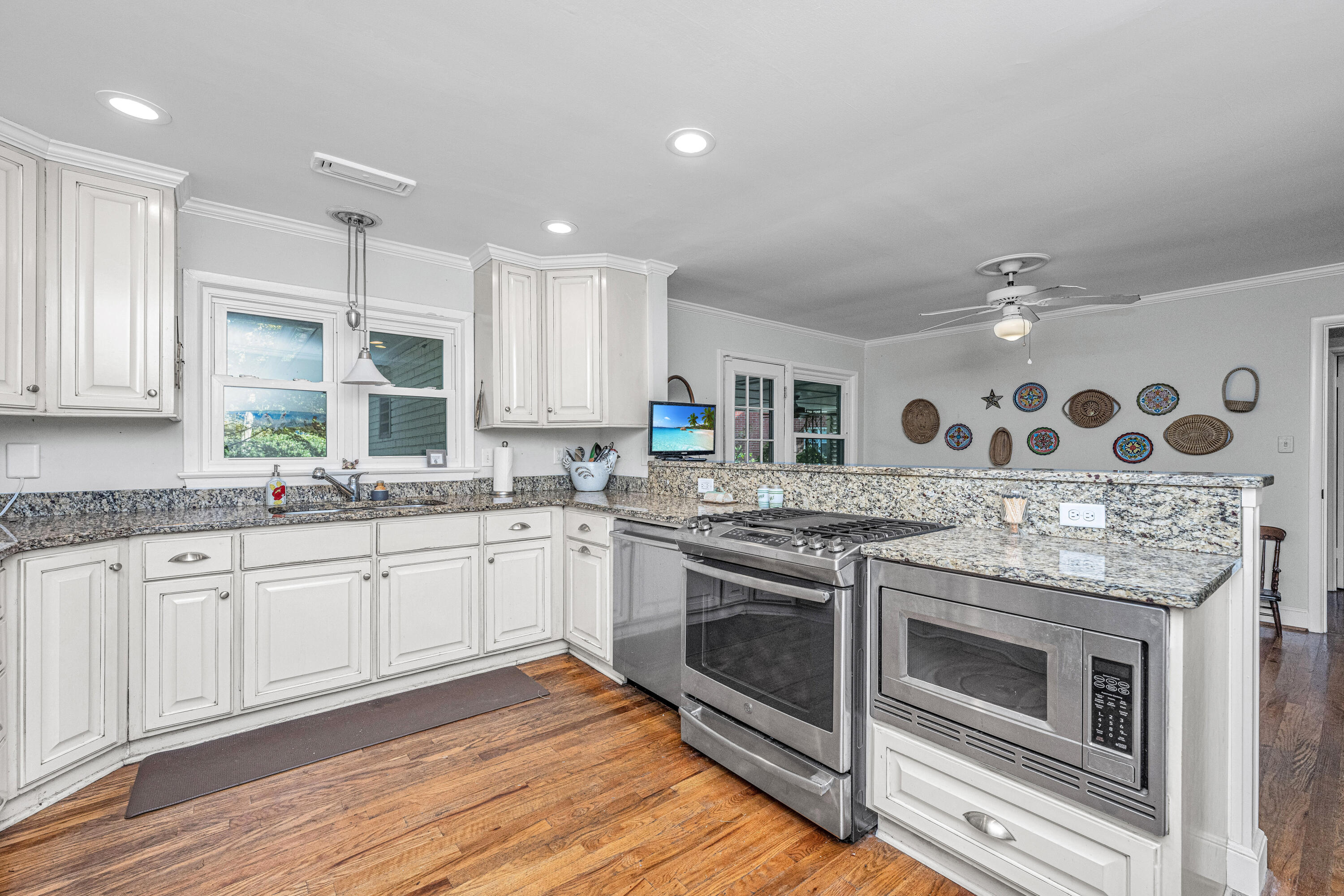 802 Sheldon Road Charleston, SC 29407 - Photo 9 of 37 802SheldonRd015