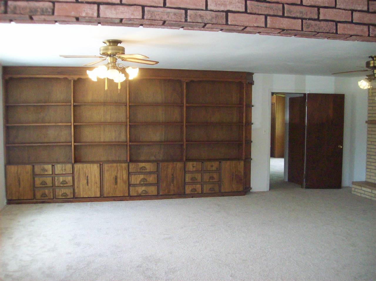6033 Hopkins Road Flint, MI 48506 - Photo 8 of 29