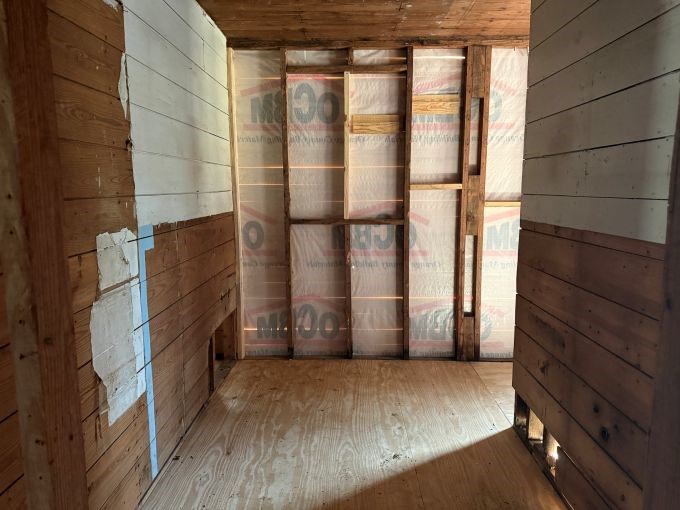 870 West Davis Loop Vidor, TX 77662 - Photo 13 of 14 a view of a storage & utility room