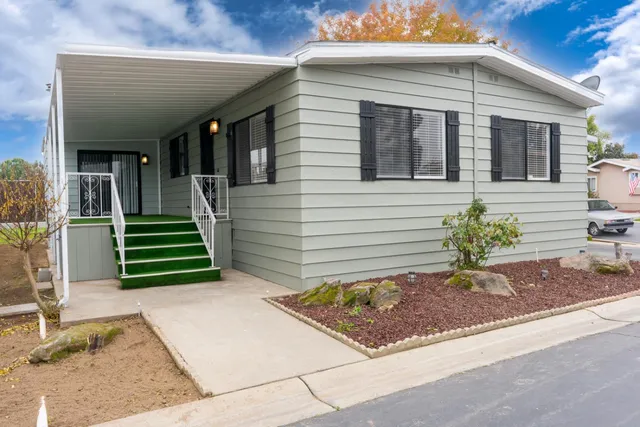 $129,900 | 2706 West Ashlan Avenue, Unit 266, Fresno, CA 93705