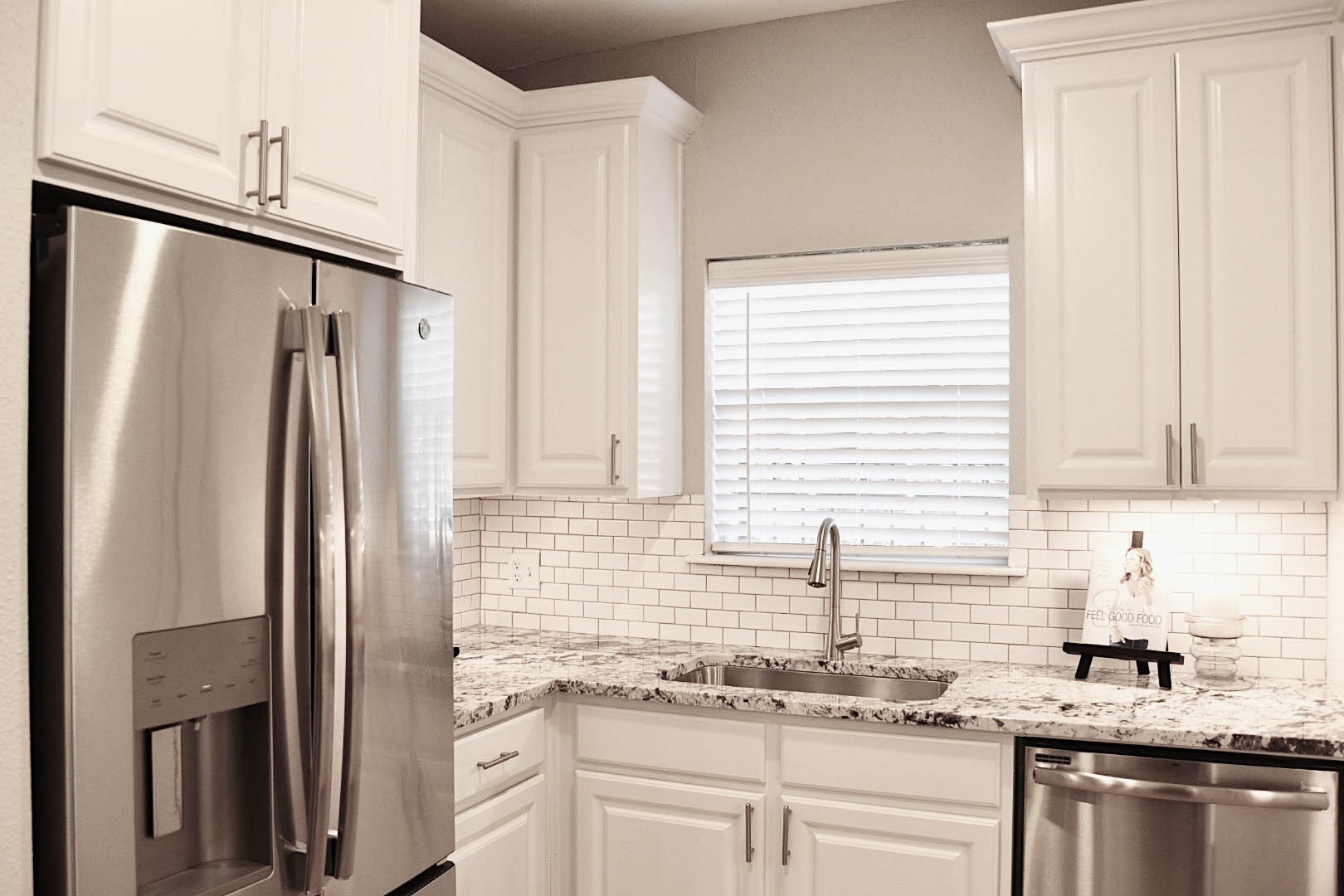 2111 Austin Street, Unit 425 Houston, TX 77002 - Photo 4 of 10