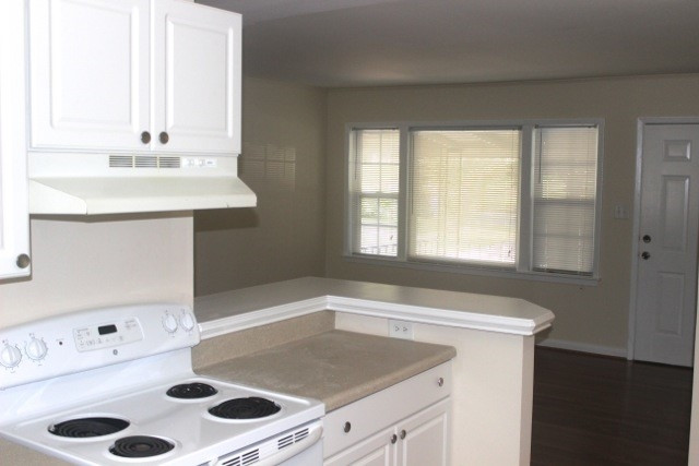 800 Friar Tuck Road Raleigh, NC 27610 - Photo 10 of 18 Kitchen
