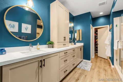 $1,285,000 | 1558 Vista Del Mar Way, Unit 3, Oceanside, CA 92054