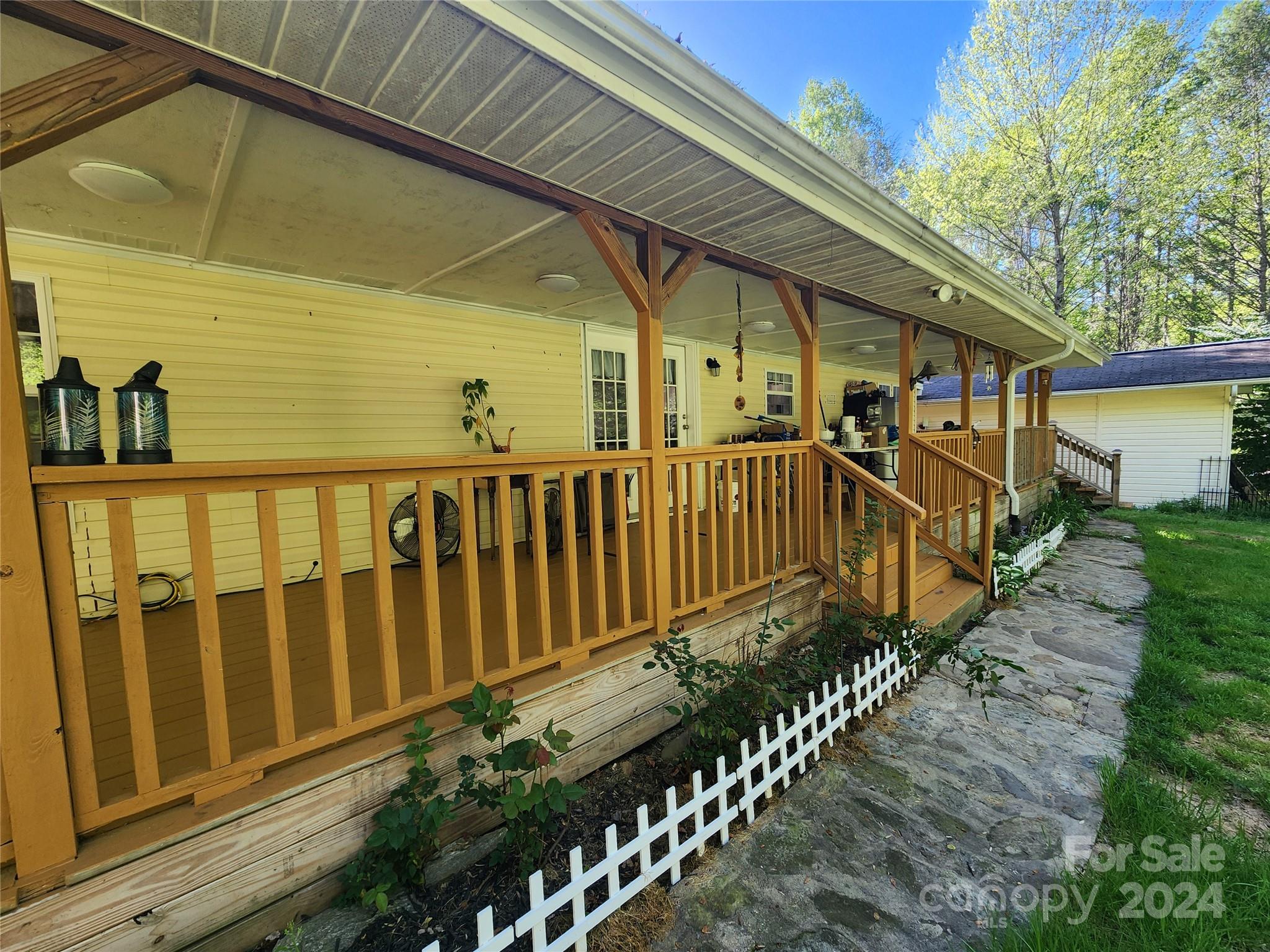 111 Chestnut Cove Road Whittier, NC 28789 - Photo 38 of 48 Gallery Image 38