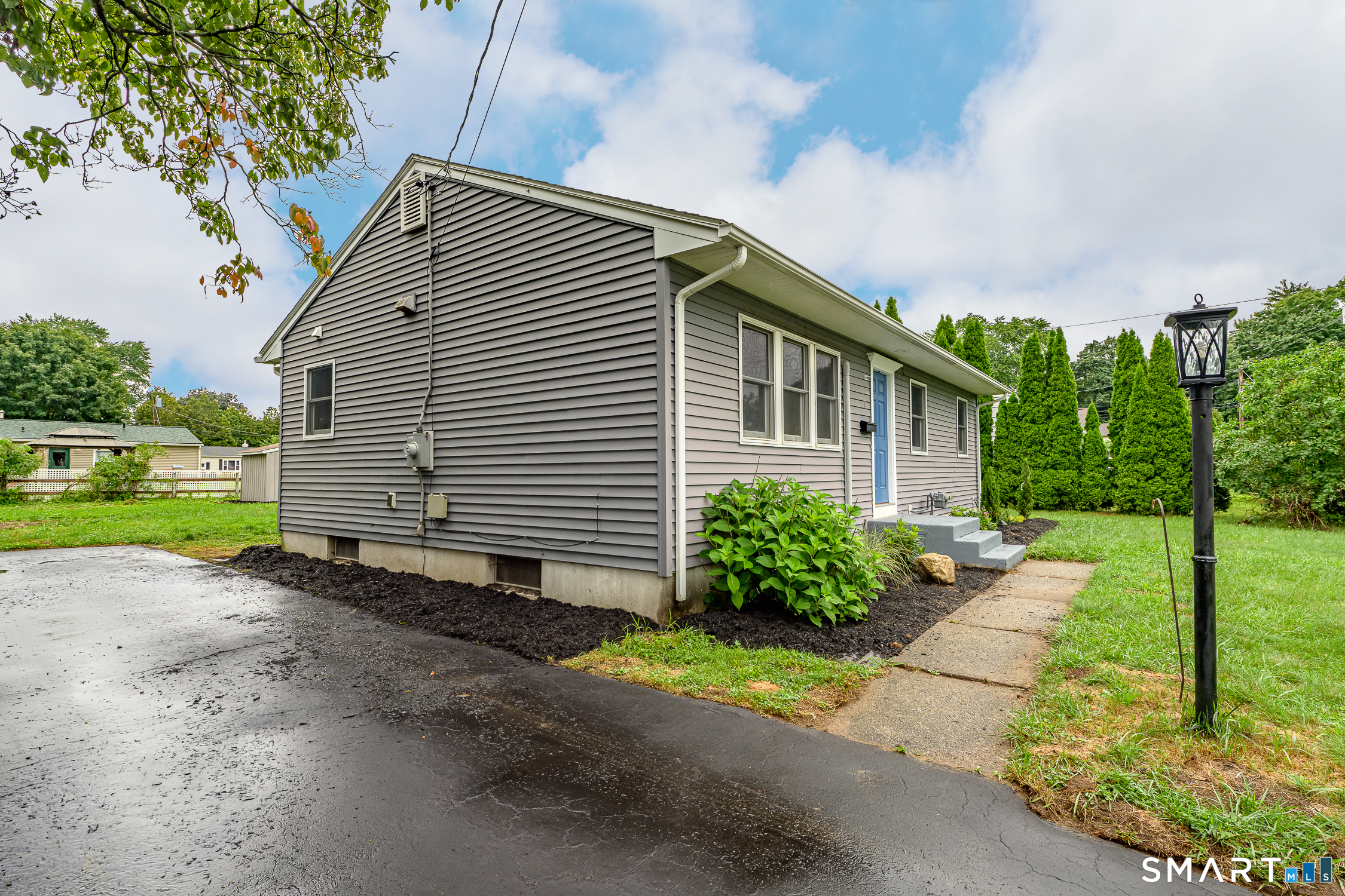 7 County Fair Road Norwich, CT 06360 - Photo 3 of 28 Gallery Image 3