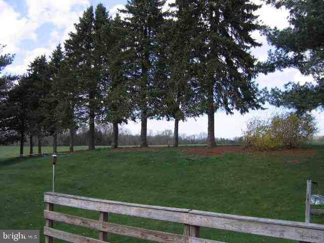 2654 Hillsdale Road Elizabethtown, PA 17022 - Photo 13 of 24 Gallery Image 13