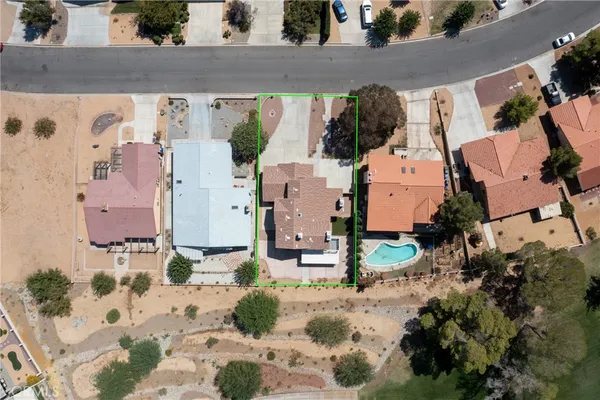 $2,500 | 14743 Blue Grass Drive, Helendale, CA 92342