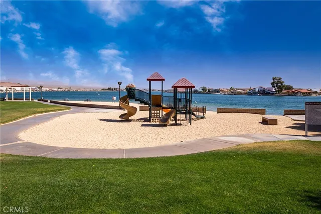 $2,500 | 14743 Blue Grass Drive, Helendale, CA 92342