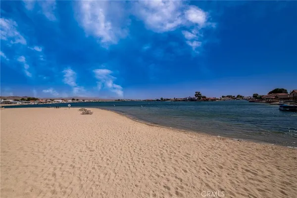 $2,500 | 14743 Blue Grass Drive, Helendale, CA 92342