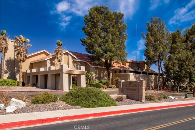 $2,500 | 14743 Blue Grass Drive, Helendale, CA 92342