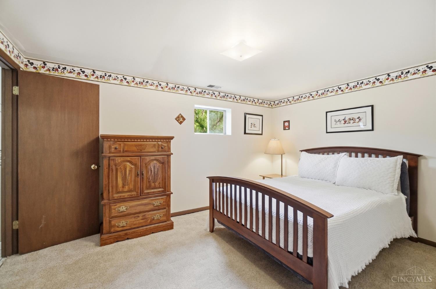 1460 Ebenezer Road Cincinnati, OH 45233 - Photo 49 of 61
