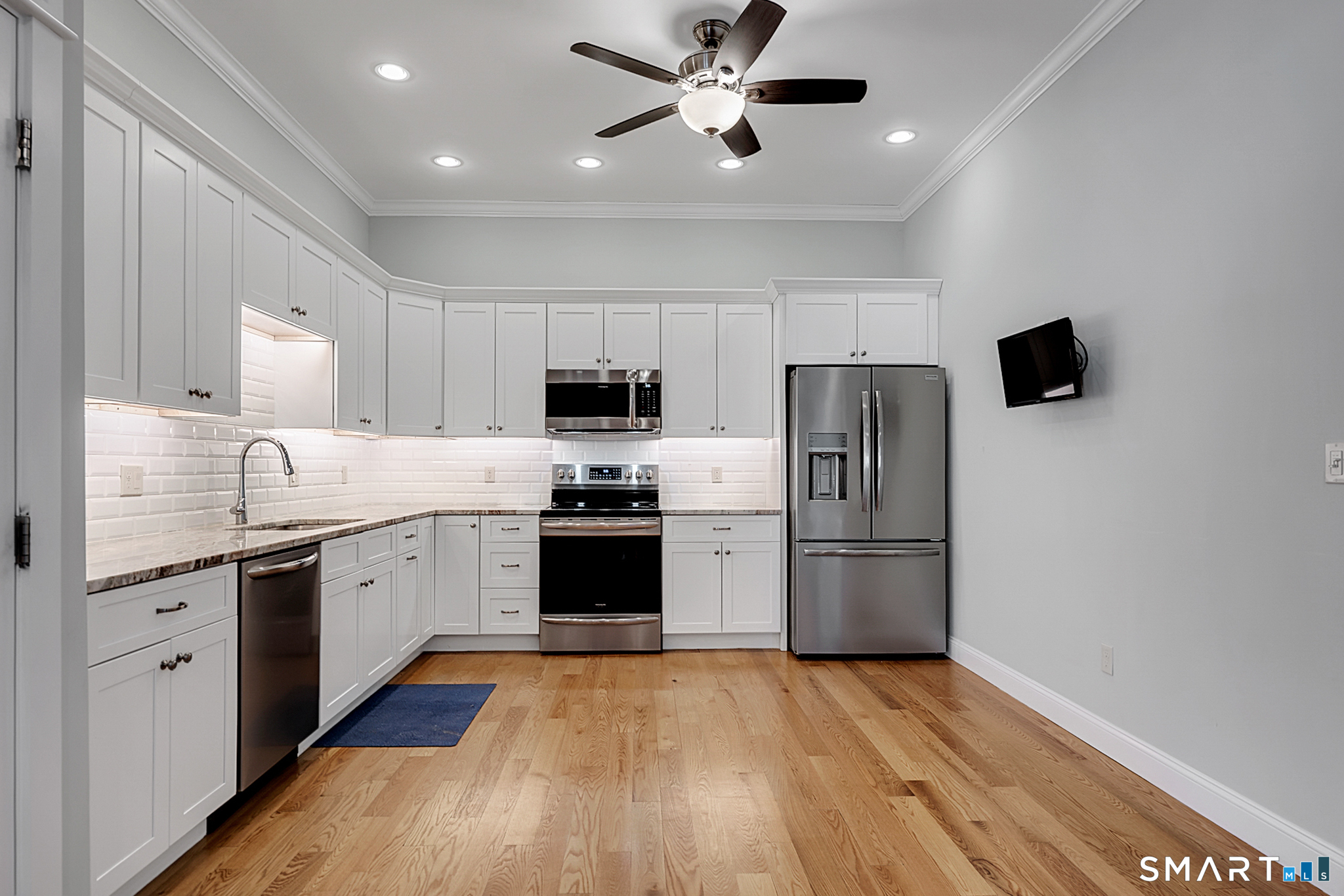 137 Knowles Avenue, Unit 2 Southington, CT 06489 - Photo 5 of 25