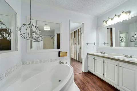 $2,750 | 1619 J J Seabrook Drive, Austin, TX 78721