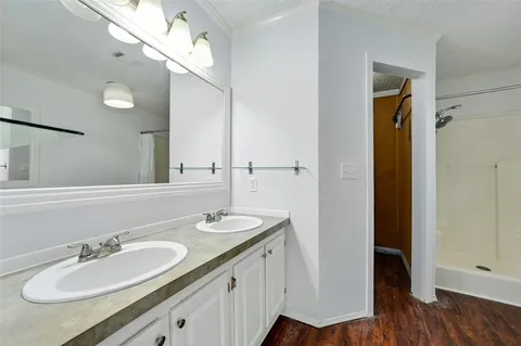 $2,750 | 1619 J J Seabrook Drive, Austin, TX 78721