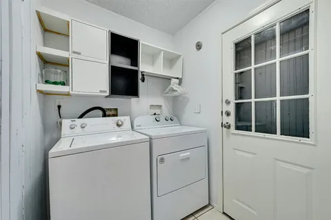 $2,750 | 1619 J J Seabrook Drive, Austin, TX 78721