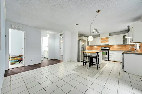 $2,750 | 1619 J J Seabrook Drive, Austin, TX 78721