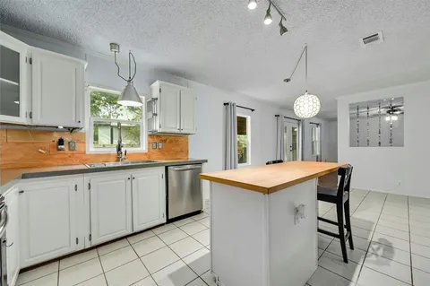 $2,750 | 1619 J J Seabrook Drive, Austin, TX 78721