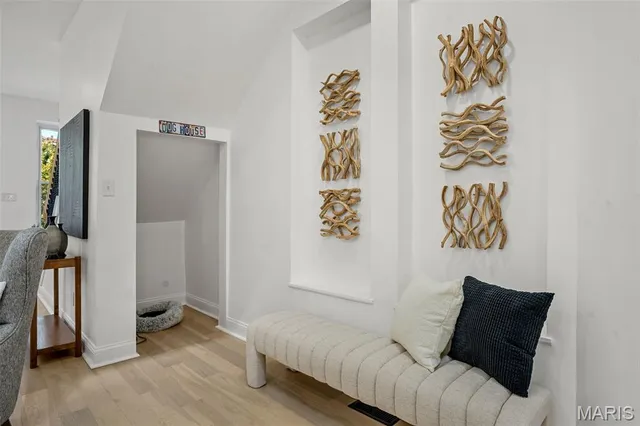 $689,900 | 5164 Waterman Boulevard, St. Louis, MO 63108