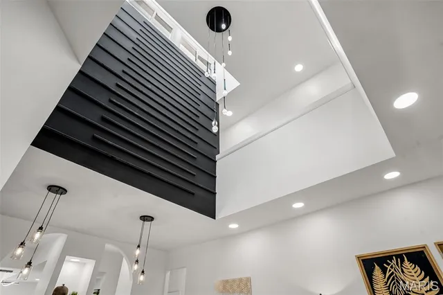 $689,900 | 5164 Waterman Boulevard, St. Louis, MO 63108