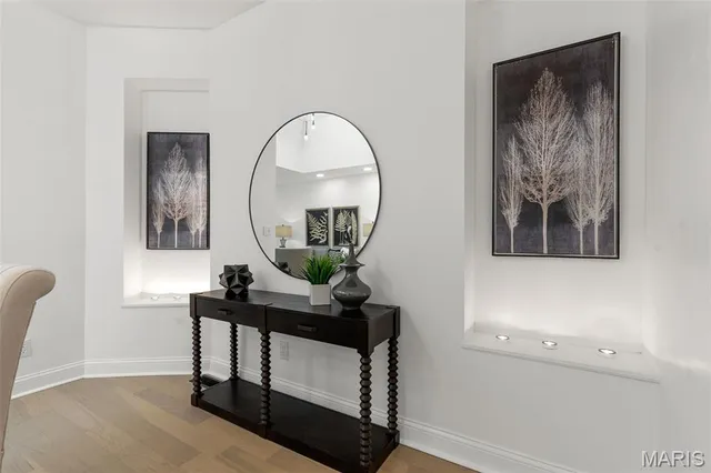 $689,900 | 5164 Waterman Boulevard, St. Louis, MO 63108