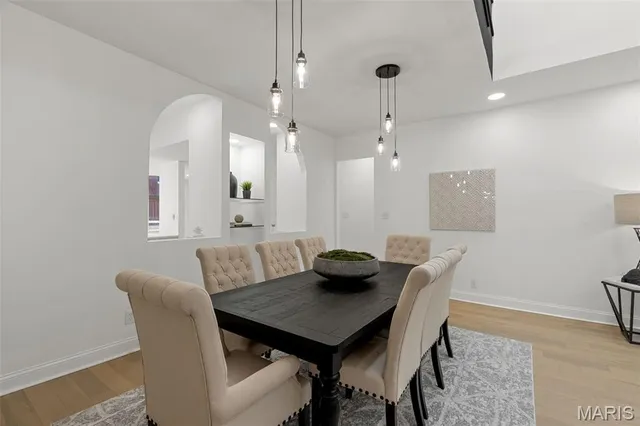 $689,900 | 5164 Waterman Boulevard, St. Louis, MO 63108