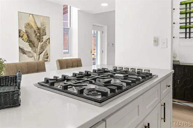 $689,900 | 5164 Waterman Boulevard, St. Louis, MO 63108