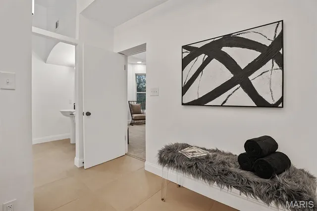 $689,900 | 5164 Waterman Boulevard, St. Louis, MO 63108