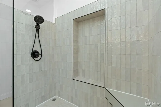 $689,900 | 5164 Waterman Boulevard, St. Louis, MO 63108