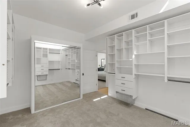 $689,900 | 5164 Waterman Boulevard, St. Louis, MO 63108