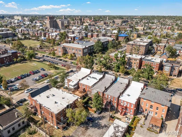 $689,900 | 5164 Waterman Boulevard, St. Louis, MO 63108