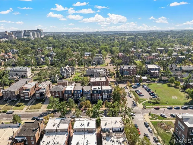 $689,900 | 5164 Waterman Boulevard, St. Louis, MO 63108