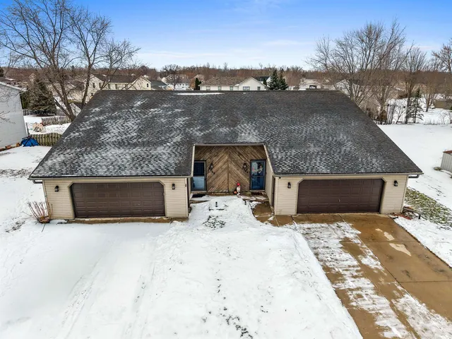 $499,000 | 2766 Aquarius Road, Green Bay, WI 54311