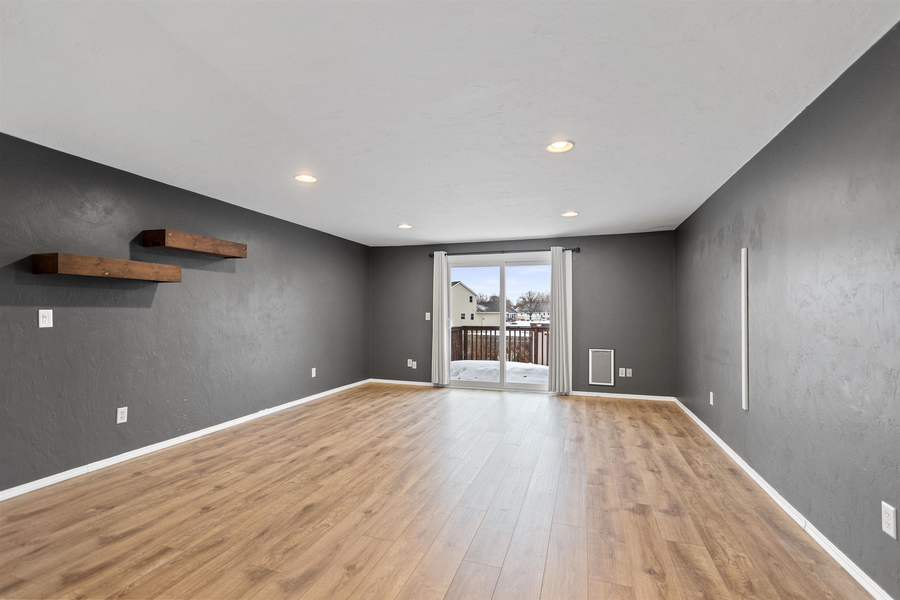 2766 Aquarius Road Green Bay, WI 54311 - Photo 11 of 54