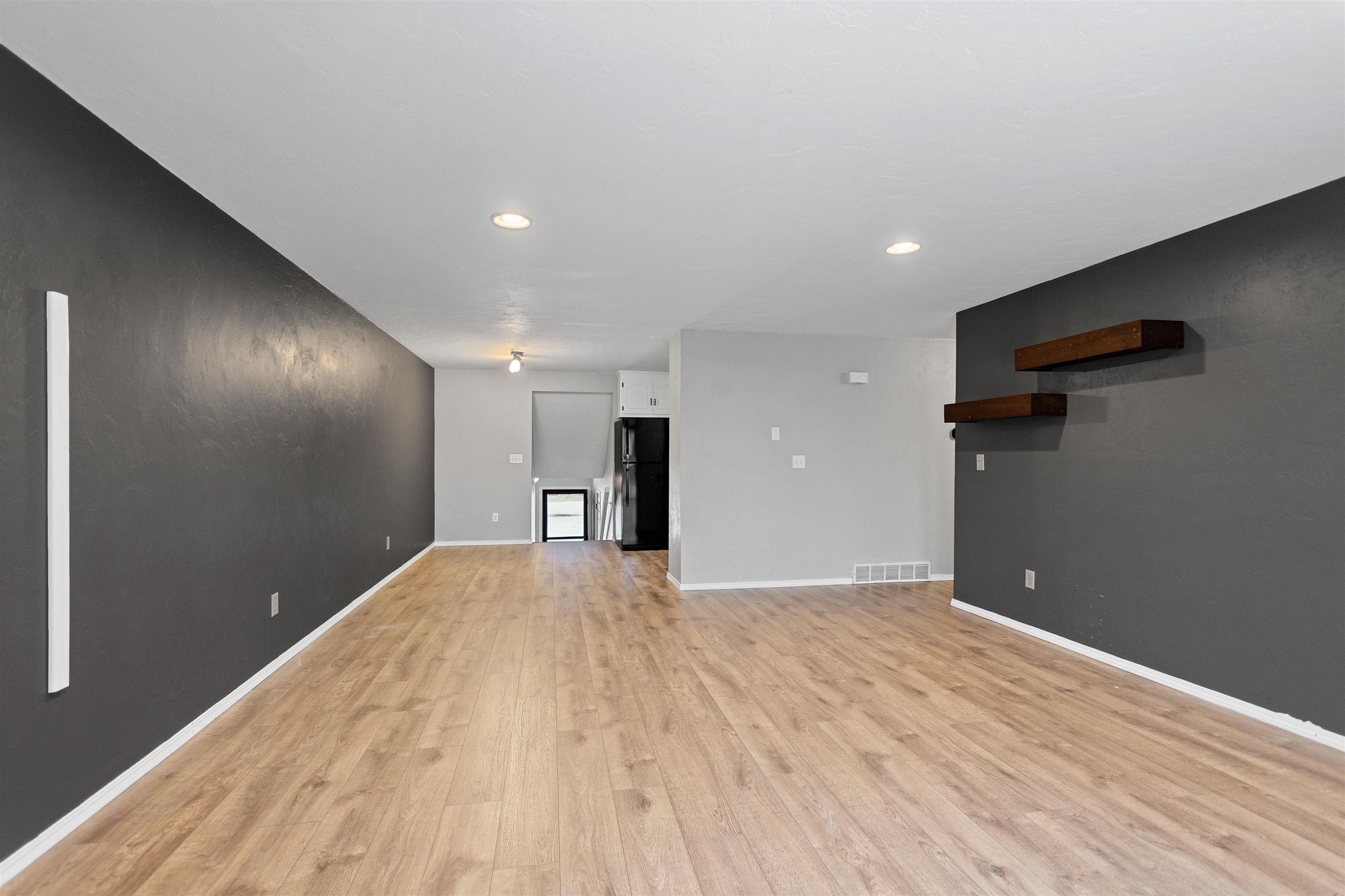 2766 Aquarius Road Green Bay, WI 54311 - Photo 13 of 54