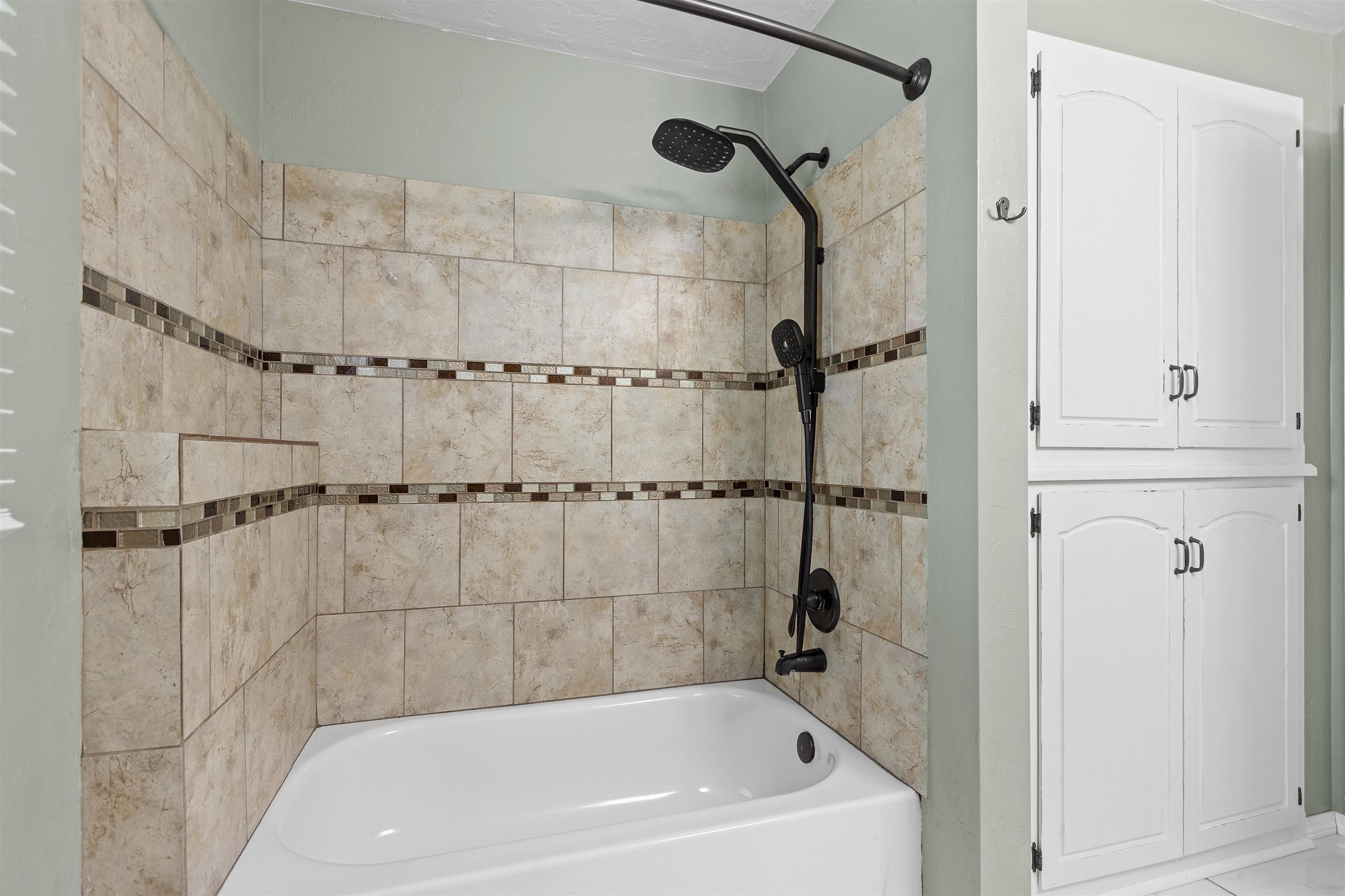 2766 Aquarius Road Green Bay, WI 54311 - Photo 19 of 54