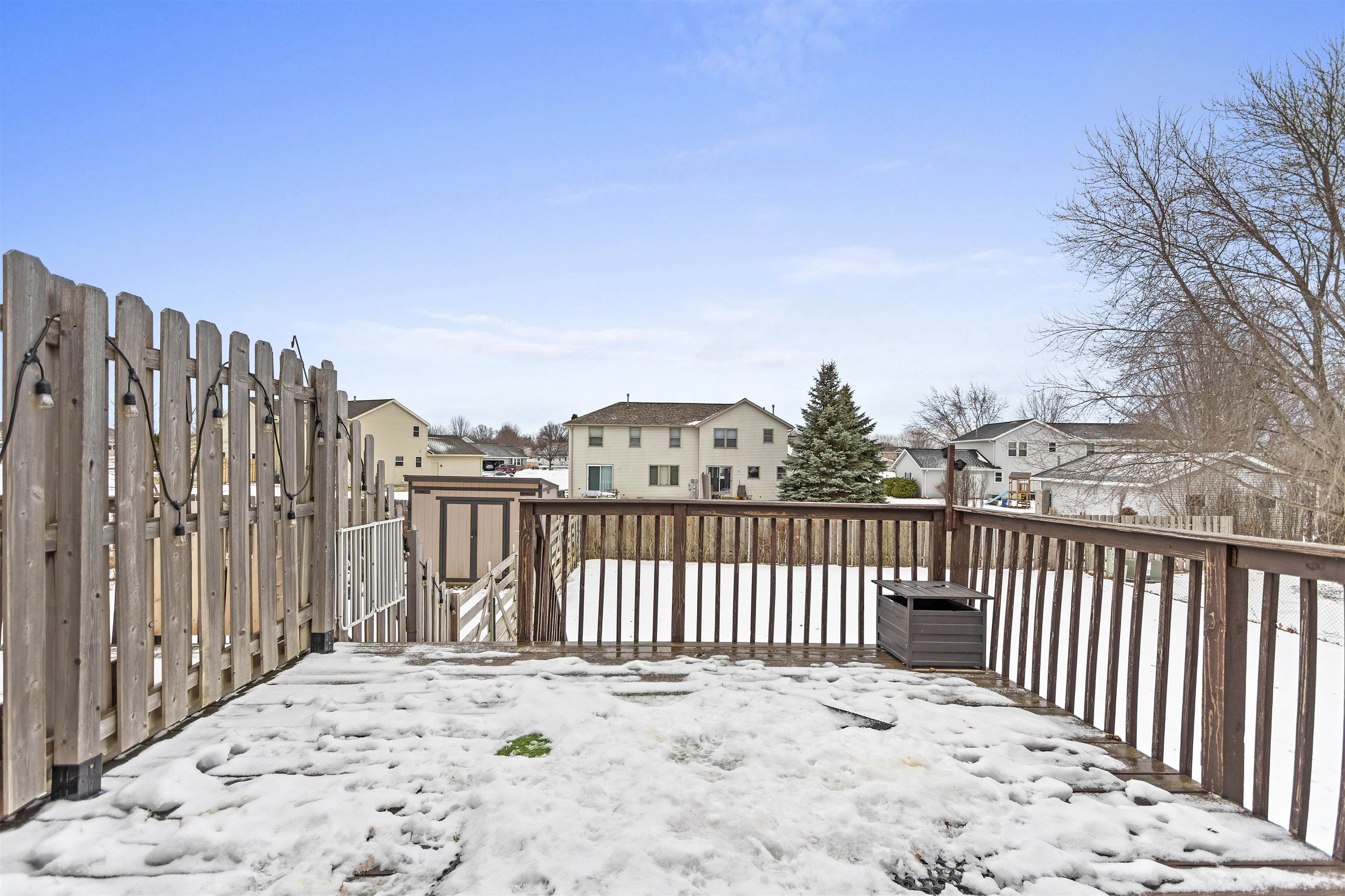 2766 Aquarius Road Green Bay, WI 54311 - Photo 33 of 54