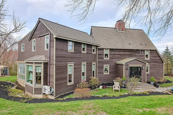 $980,000 | 304 Center Street, Groveland, MA 01834