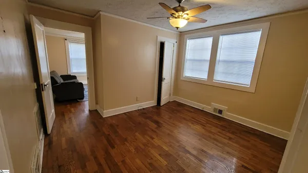 $1,200 | 102 Central Avenue, Unit C, Greenville, SC 29601