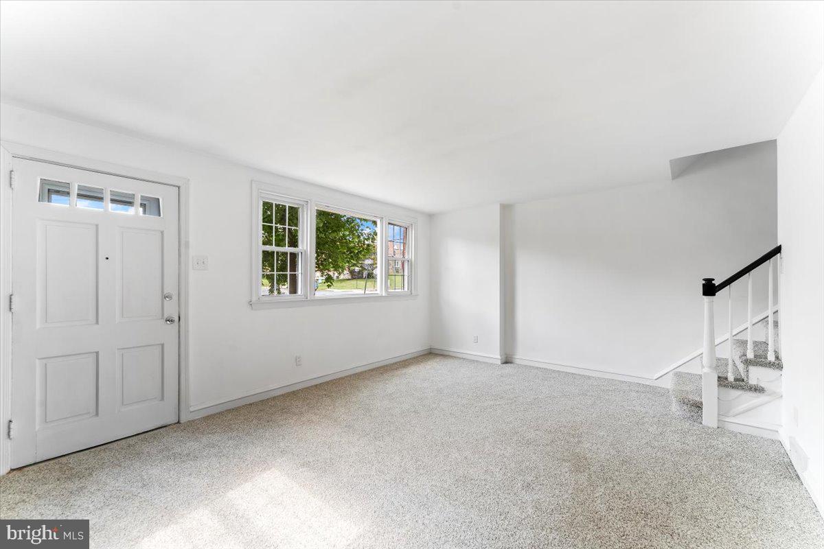 2 West Ridge Road Media, PA 19063 - Photo 4 of 27