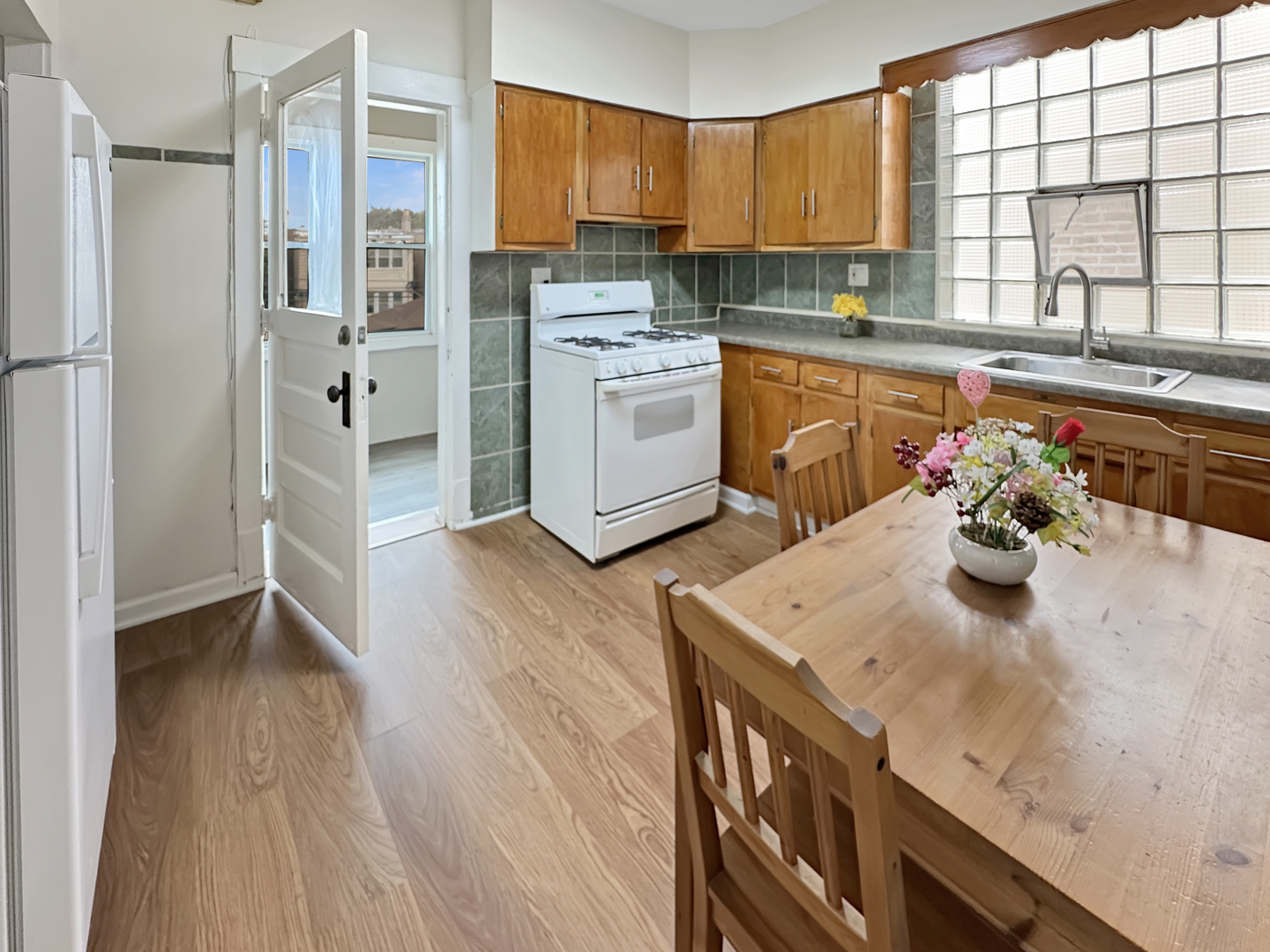 5244 West Altgeld Street, Unit 2 Chicago, IL 60639 - Photo 10 of 17