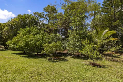 $1,100,000 | 8785 Thousand Pines Circle, West Palm Beach, FL 33411