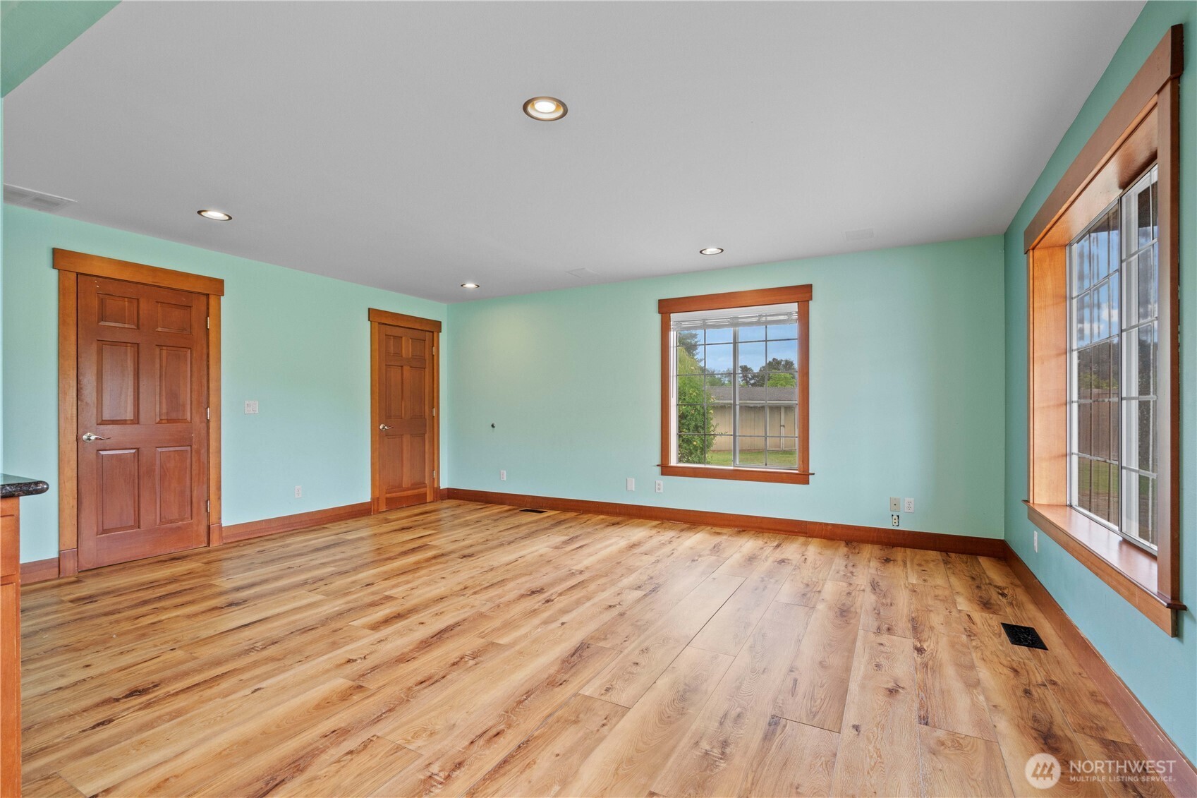16405 86th Street East Sumner, WA 98390 - Photo 15 of 40